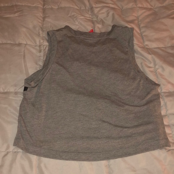 Nike Crop Top - Picture 3 of 3